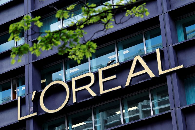L’Oreal posts 2.4% rise in second-quarter sales