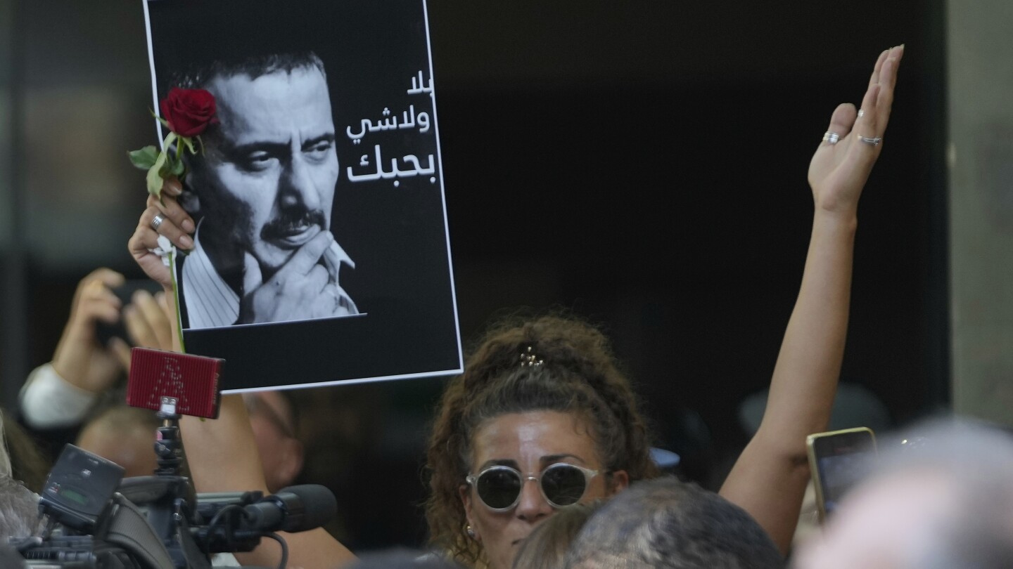 Lebanon mourns iconic composer Ziad Rahbani as mother Fayrouz makes rare appearance