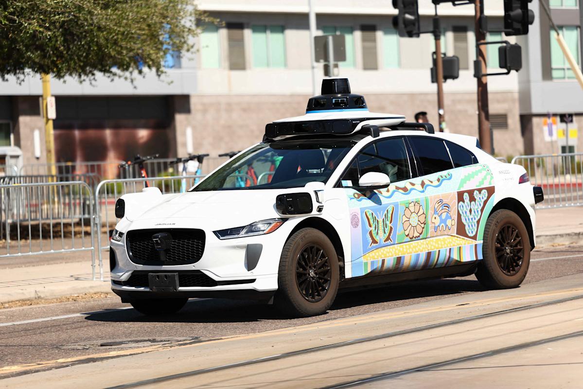 Lyft Stock Pops on Tie-Up With Google’s Waymo for Nashville Robotaxi Service