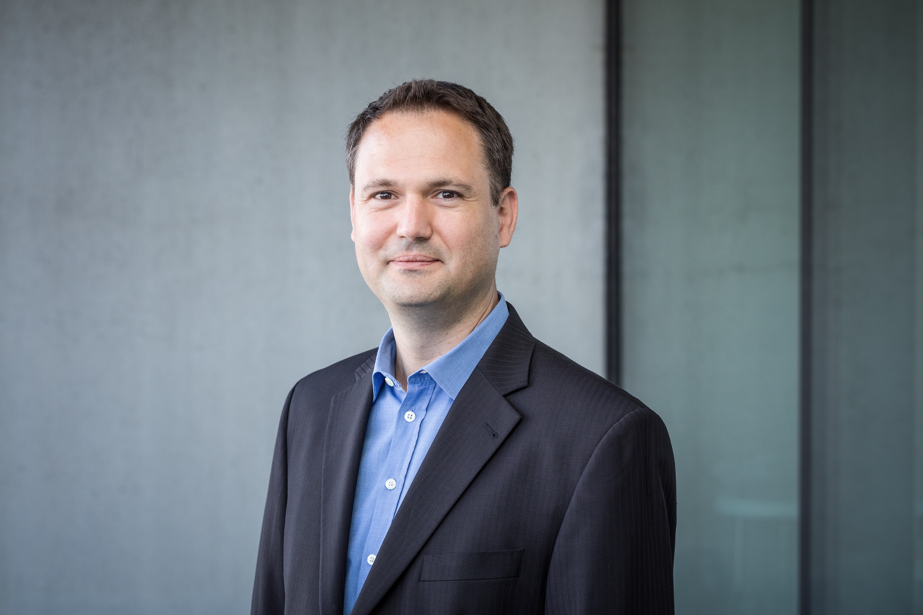 Dragan Grabuloski: Serial Entrepreneur | Deep Tech Nation Switzerland